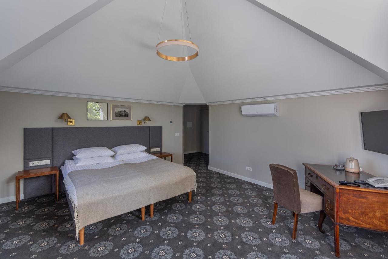 Park & Conference Hotel